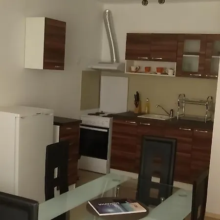 Marina Rezidence ***