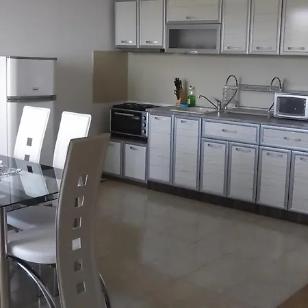 Ξενοδοχείο με διαμερίσματα Marina Rezidence *** 4*