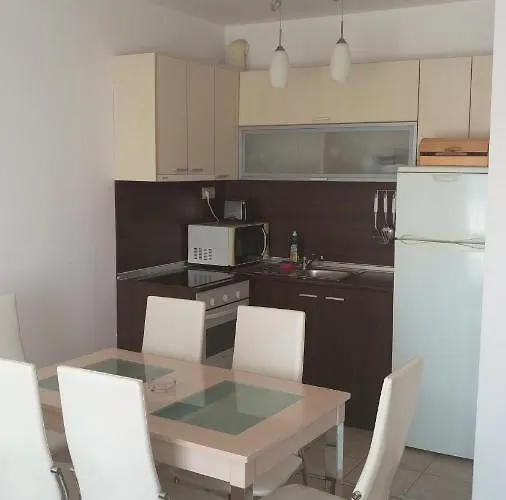 Marina Rezidence *** Каварна